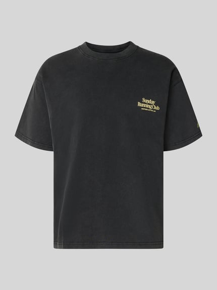Produktfoto, męski t-shirt z nadrukiem i okrągłym dekoltem od ANOTHER COTTON LAB, bawełna, krój relaxed fit, długość tyłu 69 cm