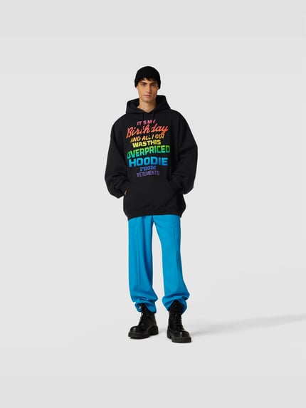 VETEMENTS hoodie met contrasterende labelprint Zwart - 1