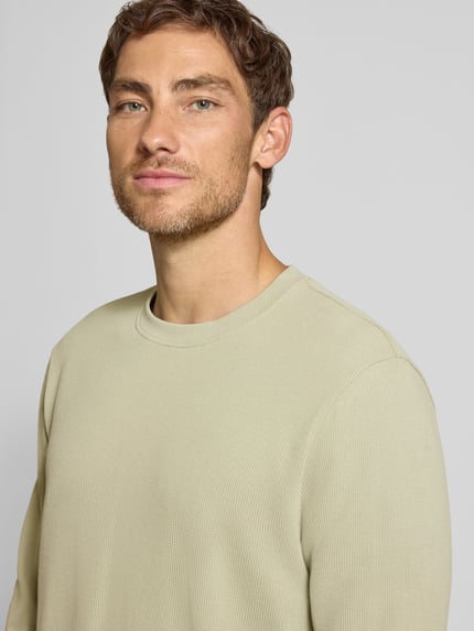 Männermodel trägt Regular fit shirt met lange mouwen uit katoenmix model 'We_Tempest' van BOSS Orange, Heren, Nahaufnahme Oberkörper