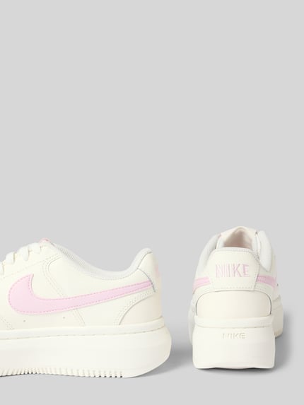 Productfoto, dames sneakers van Nike, Sneaker aus Leder-Mix met logodetail, afgeronde pasvorm, model 'Court Vision', hakhoogte maat 39: 4 cm, schachthoogte maat 39: 6 cm, schachtbreedte maat 39: 6 cm, wit met lichtroze details
