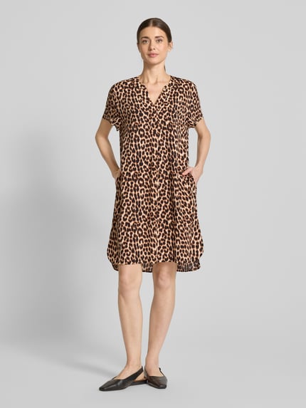 Christian Berg Woman Selection Knielange tuniekjurk met kapmouwen Beige - 4
