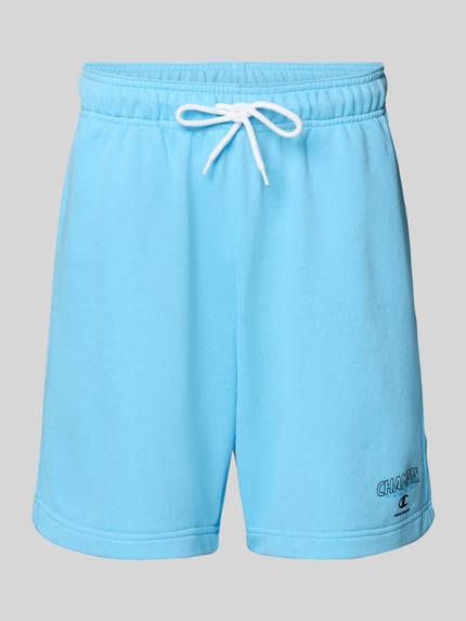 Produktfoto, Sweatshorts mit Logo und elastischem Bund von CHAMPION in Hellblau, Baumwoll-Mix, Regular Fit, glatte Textur, Vorderansicht