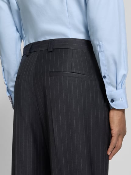 HUGO Loose Fit Bundfaltenhose aus Wolle mit Bügelfalte Dunkelblau 3