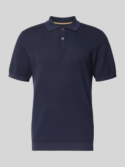 Slim Fit Poloshirt mit Strukturmuster Shop The Look MANNEQUINE