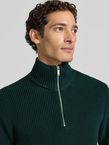 MCNEAL Slim Fit Strickpullover aus reiner Baumwolle mit Troyer-Kragen Neon Gruen 3