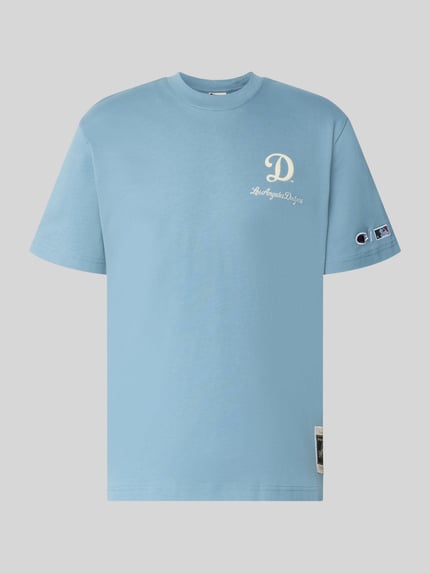 Produktfoto, Relaxed Fit T-Shirt aus reiner Baumwolle von Champion in Hellblau mit Statement-Print und Label-Stitching, glatte Struktur