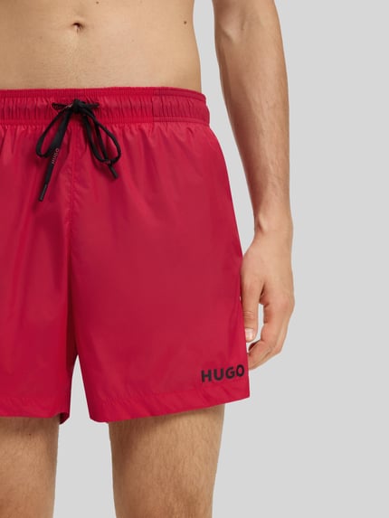 HUGO Spodenki kąpielowe z nadrukiem z logo model „HAITI” Czerwony 2