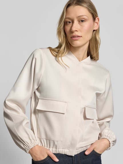 monari Bomberjacke aus Satin mit Pattentaschen Ecru 3