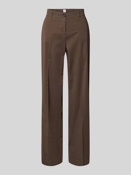 Produktfoto, Hose mit Bügelfalten von Brax in Braun, Regular Fit aus Baumwoll-Mix mit Lyocell-Anteil, Ziertaschen, neutraler Hintergrund