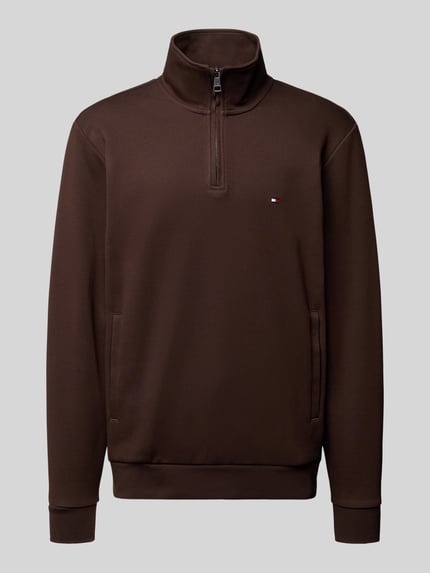 Produktfoto, Regular Fit Troyer aus Baumwoll-Mix von Tommy Hilfiger, Optik: Unifarben dunkelbraun, Reißverschluss, Label-Stitching-Applikation, Kragenform: Troyer-Kragen, Langarm mit geripptem Ärmelabschluss und geripptem Rumpfabschluss, Material: Baumwoll-Mix