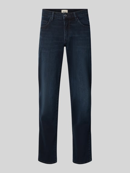 Produktfoto, dunkelblaue Straight Fit Jeans aus Baumwoll-Mix Modell 'Cadiz' von Brax, glatte Textur, dezentes Whiskering-Effekt. Herren Straight Fit Jeans von Brax