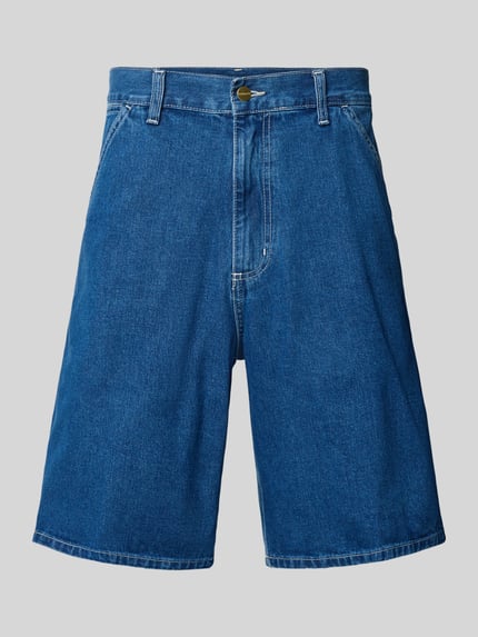 Produktfoto, Jeansshorts mit Eingrifftaschen Modell 'Norco' von Carhartt Work In Progress, Reine Baumwolle, Relaxed-Fit, mittleres Blau, sichtbare Nähte, Bundweite bei Größe 32: 45 cm, Innenbeinlänge bei Größe 32: 27 cm.
