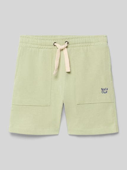Productfoto, Shorts met elastische band en steekzakken van Blue Seven in lichtgroen, puur katoen, regular fit, bandwijdte 29 cm, binnenbeenlengte 12 cm, kindermaten