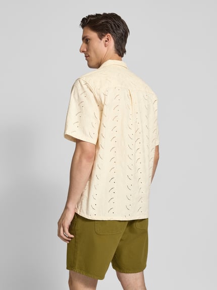 Forét Relaxed Fit Freizeithemd mit Lochstickerei Modell 'LEO PAISLEY' Offwhite 5