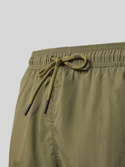 HUGO Badeshorts mit Label Patch Modell 'DOMINICA' Khaki 2