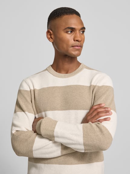 MCNEAL Strickpullover mit Streifenmuster und Rundhalsausschnitt Mud Melange 3