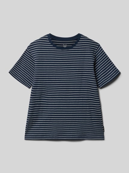 Produktfoto, Regular Fit T-Shirt in Strick-Optik Modell 'Edover' von JACK & JONES, Kinder T-Shirt aus reiner Baumwolle, dunkelblau mit weißen Streifen, Rundhalsausschnitt, Rückenlänge 52 cm bei Größe 140.