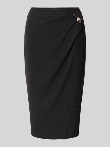 Produktfoto, Slim Fit Rock in Knielänge Modell 'Karole' von GUESS aus Elastischer-Material-Mix in Schwarz mit Dornschließe, glatte Textur