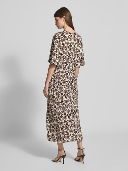 Weekend Max Mara Figurumspielendes Kleid aus Seide Modell 'VARESE' Hellbraun 5