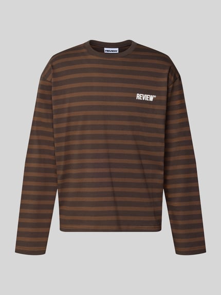 Gestreiftes Langarmshirt mit Logoprint vorne und hinten Shop The Look MANNEQUINE