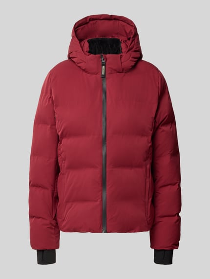 Produktfoto, Steppjacke mit Kapuze Modell 'KAILA' von Cars Jeans, rot, glatte Textur, Reißverschluss, Eingrifftaschen, Regular Fit