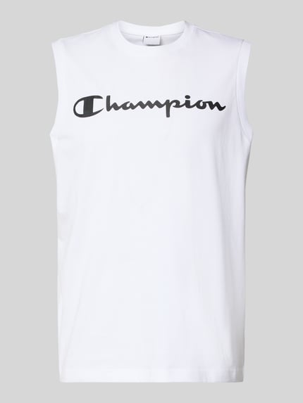Produktfoto, Top mit Logo und Rundhalsausschnitt von CHAMPION in Weiß mit schwarzem Logo, aus Baumwoll-Mix, Regular-Fit, Rückenlänge 69 cm bei Größe M.