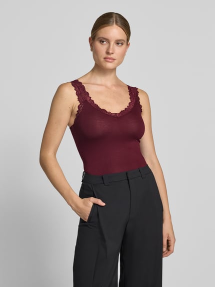 VERO MODA Slim Fit Tanktop aus Viskose-Mix Modell 'ROSA' Bordeaux 4