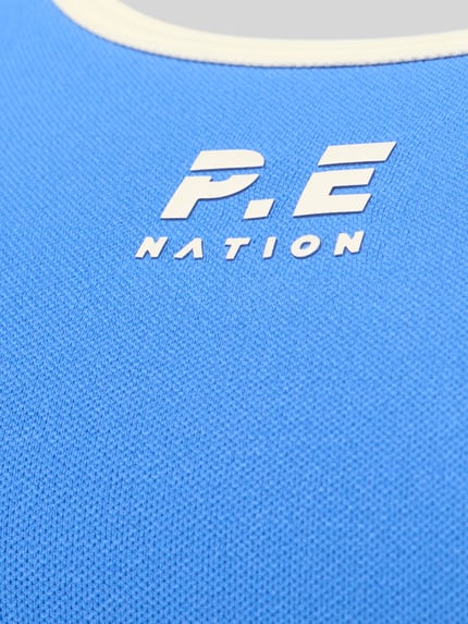Productfoto, Sport-BH met logo-print en low support van P.E Nation, blauwe stretch-mix, ronde hals, detailopname van textuur