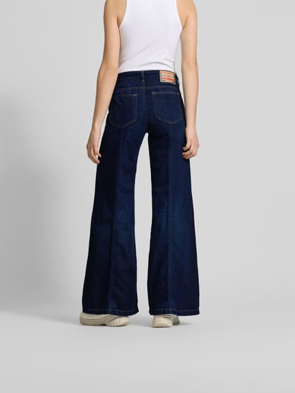 Diesel Jeans mit Gesäßtaschen Dunkelblau 5