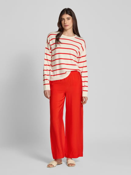 MSCH Copenhagen Straight Leg Stoffhose in Crinkle-Optik Modell 'Henra Ladonna' Rot 1
