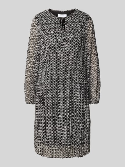 COMMA Knielanges Kleid mit Plisseefalten Black 2