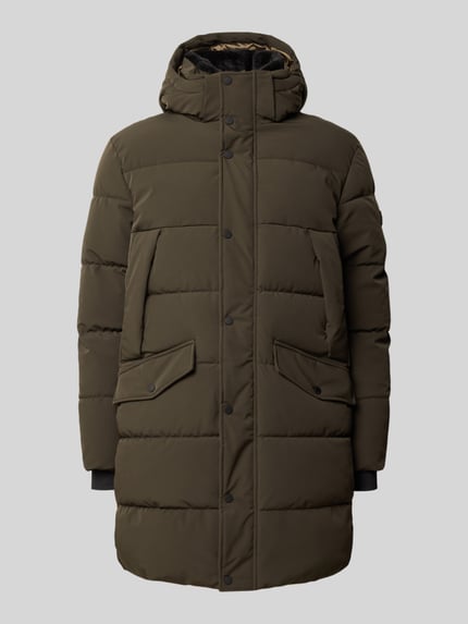 Produktfoto, Regular Fit Steppmantel mit Kapuze Modell 'HORIZON' von CINQUE, elastyczna mieszanka materiałów, zapięcie na guzik i zamek błyskawiczny, wpuszczane kieszenie, Brustasza, długość tyłu w rozmiarze M: 97 cm, szerokość ramion w rozmiarze M: 52 cm, szerokość klatki piersiowej w rozmiarze M: 61 cm, długość rękawów w rozmiarze M: 67 cm