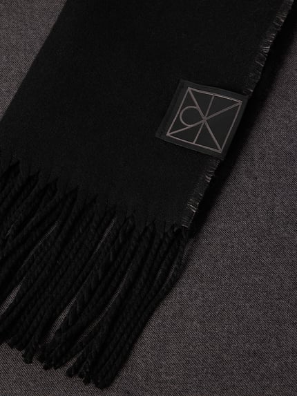 CK Calvin Klein Schal mit Label-Detail Black 2