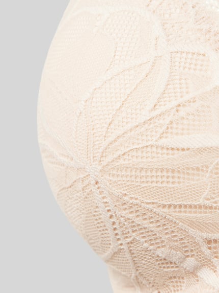Triumph Gevoerde beugelbeha, model 'Body Makeup Illusion Lace' Beige - 2