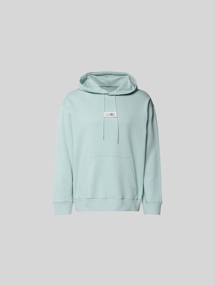 Produktfoto, Regular Fit Hoodie mit Logo-Detail von MM6 Maison Margiela in hellem Mintgrün, reine Baumwolle, Känguru-Tasche, Kapuze mit Tunnelzug