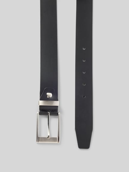 Produktfoto, Glattledergürtel mit Dornschließe von Montego, klassisch geformter Herren Gürtel aus Echtleder, Breite 124 cm bei Größe 105.