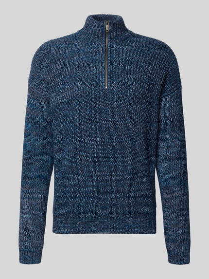 Produktfoto, Relaxed Fit Troyer aus Baumwoll-Woll-Mix Modell 'MICHAAEL MOULINE' von Armedangels, grob gestrickt, melange blauw met ribboorden.