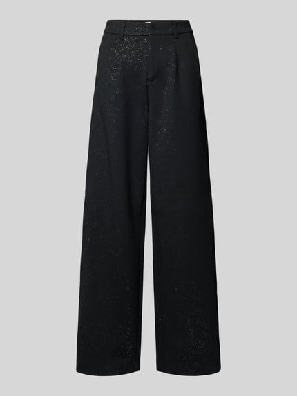 Produktfoto, Wide Fit Stoffhose mit Viskose-Anteil von VILA mit glitzerndem schwarzem Stoff, weitem Bein und Eingrifftaschen, elastischer Material-Mix