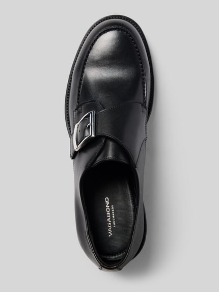 Produktfoto, schwarzer Loafer aus echtem Rindsleder Modell 'KENOVA' von Vagabond, glatte Oberfläche mit silberner Schnalle, Damen Loafer von Vagabond