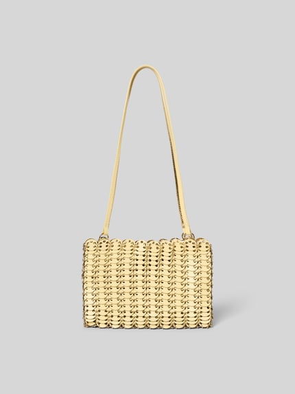 Productfoto, Shoulder Bag in metallic van Rabanne, open hoofdvak, lange schouderriemen, schakelkettindesign, metallic glans, logo detail, breedte 23 cm, lengte 16 cm, diepte 3 cm