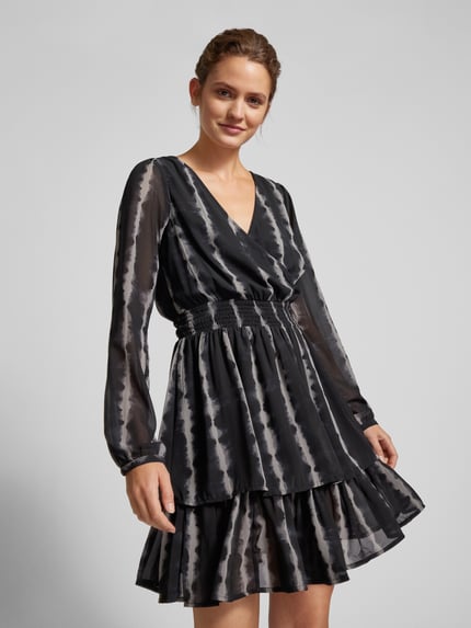 ONLY Minikleid mit V-Ausschnitt Modell 'STAR' Metallic Black 3