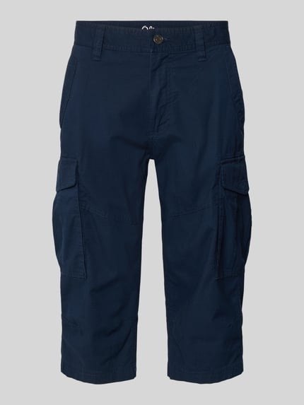 Produktfoto, Relaxed Fit Cargoshorts aus Baumwoll-Mix von s.Oliver BLACK LABEL in Optik: Unifarben, Label-Patch, seitliche Eingrifftaschen, Materialverarbeitung: Popeline