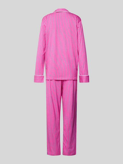 Vrouwenmodel draagt Pyjama met Reverskraag van Lauren Ralph Lauren in roze-wit gestreept, los model, rugaanzicht, katoen-viscose mix.