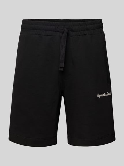 Produktfoto, Shorts mit Label-Stitching Modell 'KARL' von Jack & Jones aus Baumwoll-Mix in Schwarz, Relaxed-Fit, elastischer Bund mit Kordelzug, seitliche Eingrifftaschen, Kontext: Herren Shorts, Bundweite bei Größe M: 42 cm, Innenbeinlänge bei Größe M: 20 cm