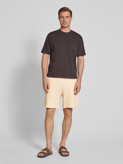 Les Deux Regular Fit Sweatshorts mit Strukturmuster Modell 'Otto' Offwhite 1