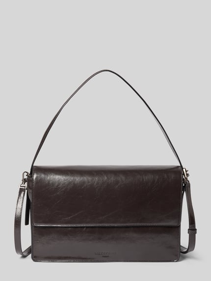 Produktfoto, Crossbody Bag aus echtem Leder Modell 'Audrey' von LIEBESKIND BERLIN, główna przegroda z zamkiem błyskawicznym, odpinany pasek na ramię, naturalna skóra, ciemnobrązowy, szerokość w rozmiarze 1: 35 cm, długość w rozmiarze 1: 22 cm, głębokość w rozmiarze 1: 11 cm, długość paska na ramię w rozmiarze 1: 122 cm, gładka tekstura