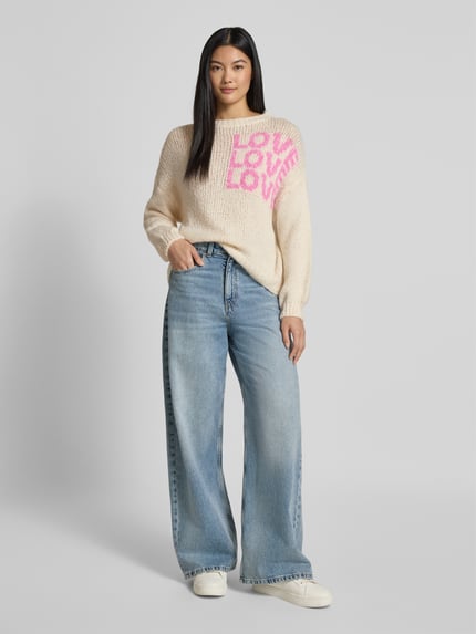 ZABAIONE Relaxed Fit Pullover mit Viskose-Anteil 'Dela' Offwhite 1