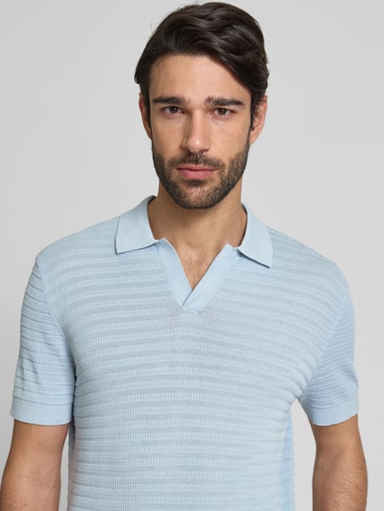 DRYKORN Regular Fit Poloshirt mit V-Ausschnitt Modell 'BRAIAN' Hellblau 3
