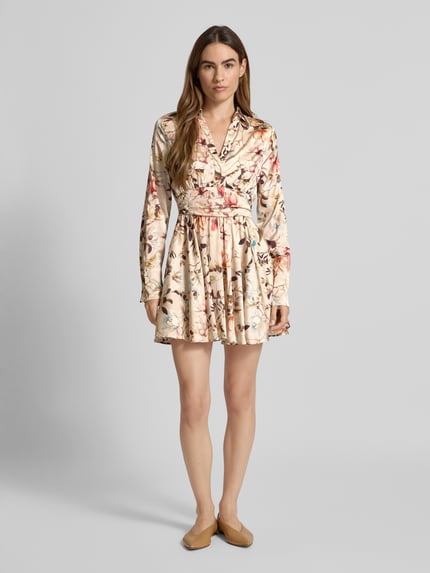 GUESS Minikleid mit V-Ausschnitt Modell 'CONCETTA FLARE DRESS' Ecru 1