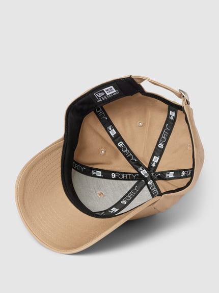 New Era Basecap mit Logo-Stitching Modell 'LEAGUE ESSENTIAL 9FORTY®' Camel 2
